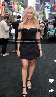 Katie Feeney feet photo thumbnail