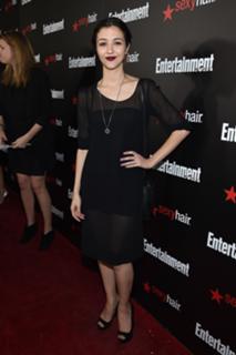 Katie Findlay feet photo 12