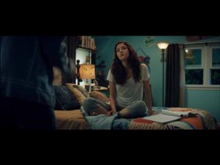 Katie Findlay feet photo 9