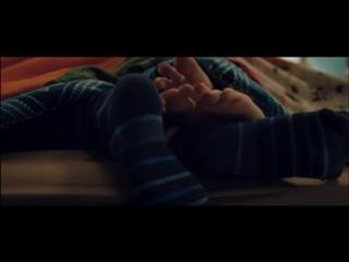 Katie Findlay feet photo 8