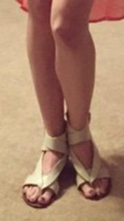 Katie George feet photo 3