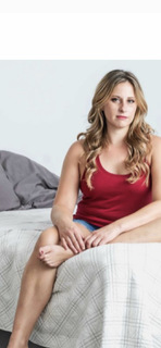 Katie Hill feet photo 6