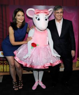 Katie Holmes feet photo thumbnail