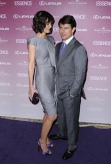 Katie Holmes feet photo thumbnail