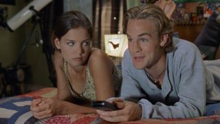 Katie Holmes feet photo 15