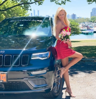Katie Kearny feet photo 15