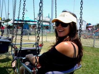 Katie Lea Waters feet photo 7