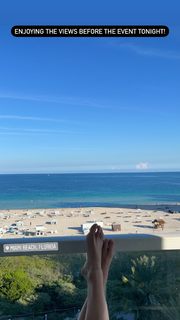 Katie Ledecky feet photo thumbnail