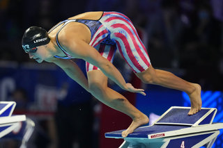 Katie Ledecky feet photo thumbnail