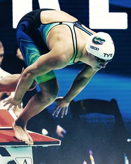 Katie Ledecky feet photo thumbnail