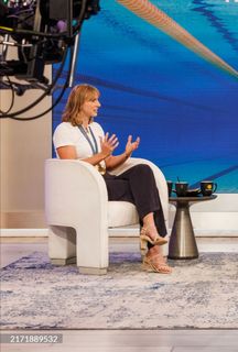 Katie Ledecky feet photo thumbnail