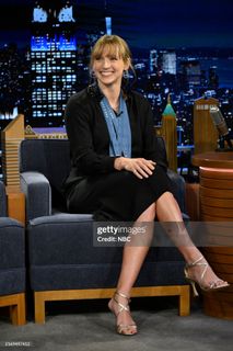 Katie Ledecky feet photo thumbnail