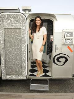 Katie Lee feet photo thumbnail