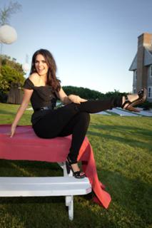 Katie Lee feet photo thumbnail