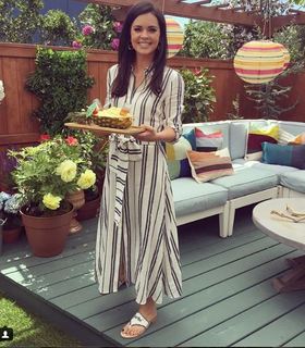 Katie Lee feet photo thumbnail