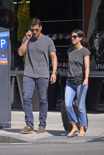 Katie Lee feet photo thumbnail