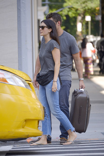 Katie Lee feet photo thumbnail