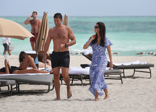 Katie Lee feet photo thumbnail