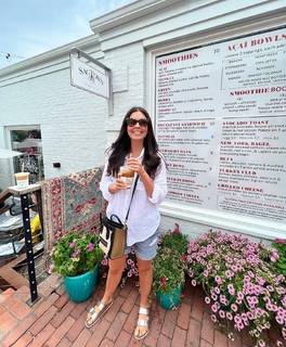 Katie Lee feet photo thumbnail