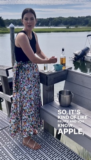 Katie Lee feet photo thumbnail