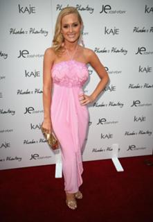 Katie Lohmann feet photo 2