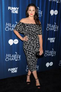 Katie Lowes feet photo 18