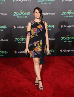 Katie Lowes feet photo 6