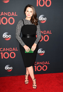 Katie Lowes feet photo 10