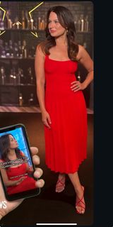 Katie Lowes feet photo 3