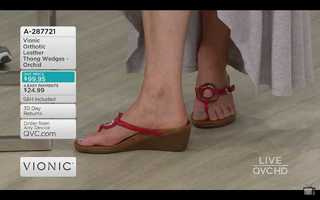 Katie McGee feet photo 9