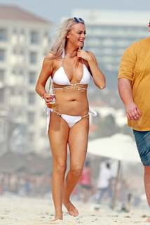 Katie McGlynn feet photo 7