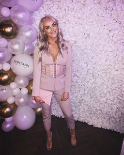 Katie McGlynn feet photo 13
