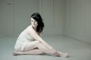 Katie McGrath feet photo thumbnail