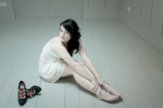 Katie McGrath feet photo thumbnail