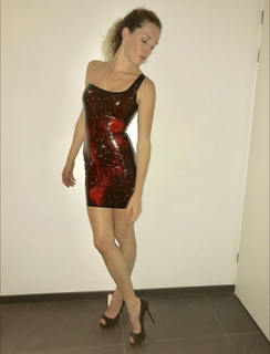 Katie Miller feet photo 11
