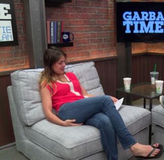 Katie Nolan feet photo thumbnail