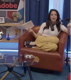 Katie Nolan feet photo thumbnail