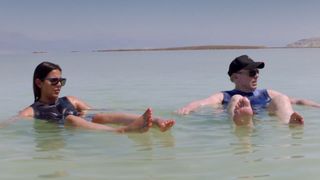 Katie Nolan feet photo thumbnail