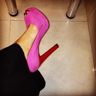 Katie Piper feet photo 4