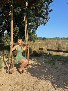 Katie Piper feet photo 14
