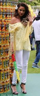 Katie Price feet photo thumbnail
