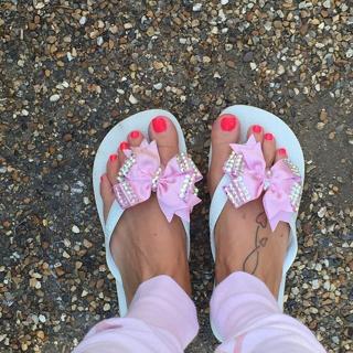 Katie Price feet photo thumbnail