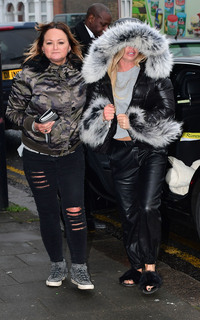 Katie Price feet photo thumbnail