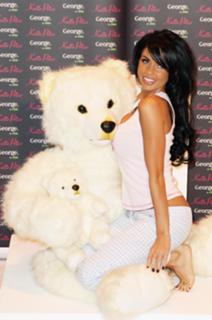 Katie Price feet photo thumbnail