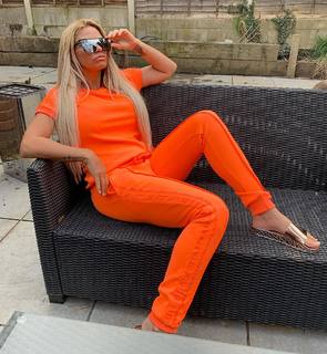 Katie Price feet photo thumbnail