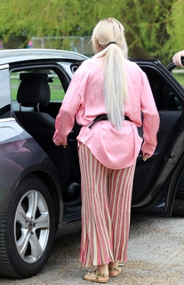 Katie Price feet photo thumbnail