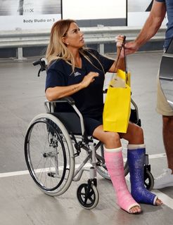 Katie Price feet photo thumbnail