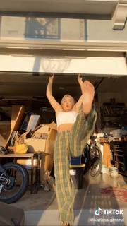 Katie Sigmond feet photo thumbnail