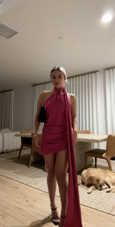 Katie Sigmond feet photo thumbnail