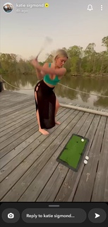 Katie Sigmond feet photo thumbnail